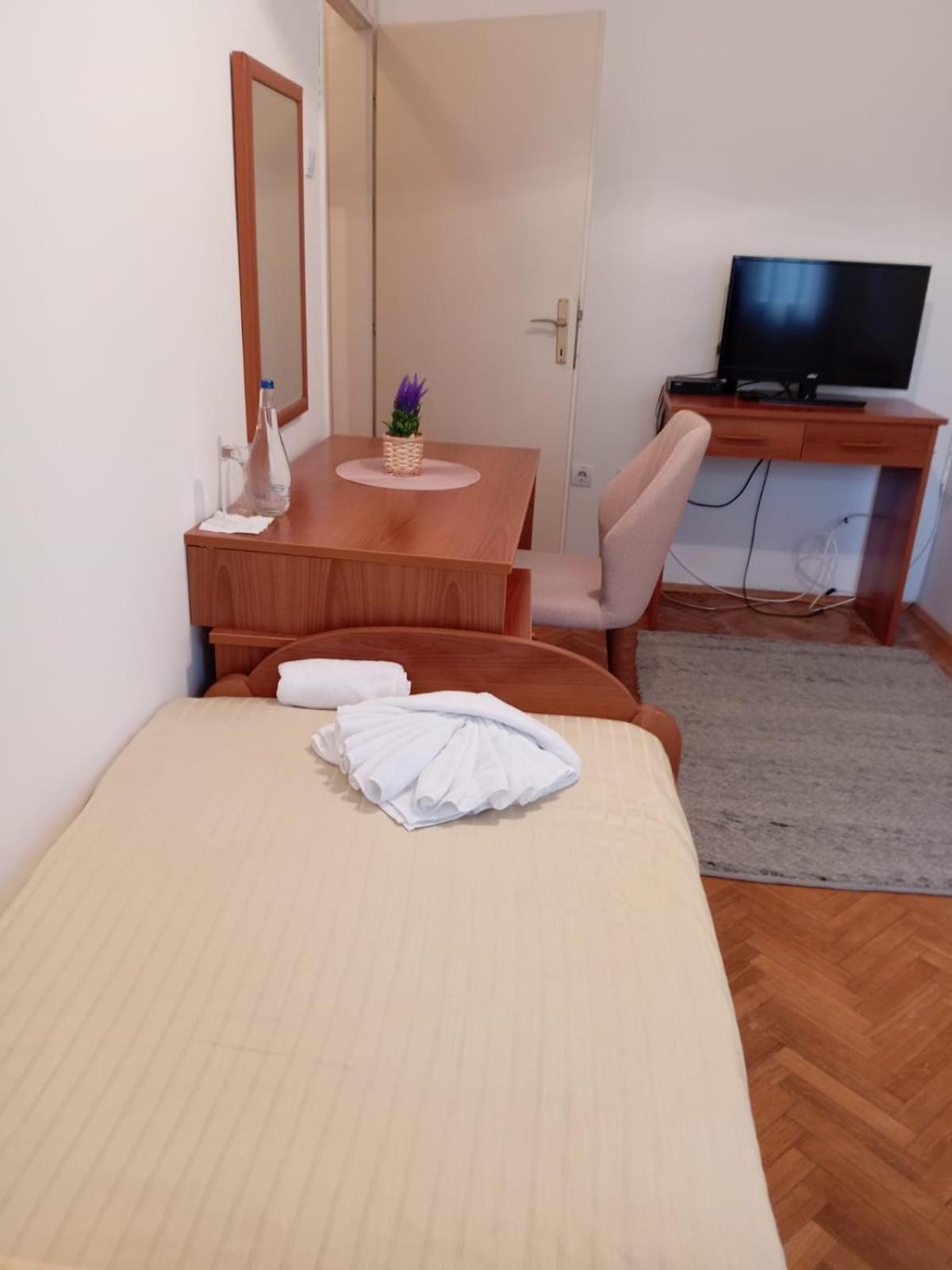 Hotel Vlasina - Vlasinsko Jezero Vlasina Rid Eksteriør billede