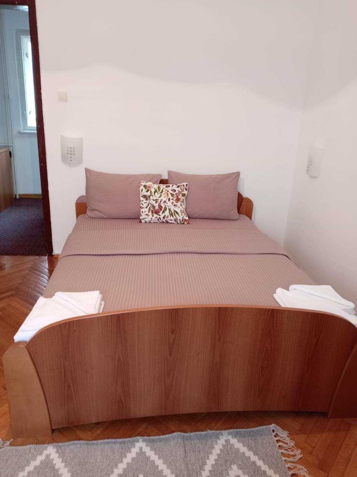 Hotel Vlasina - Vlasinsko Jezero Vlasina Rid Eksteriør billede